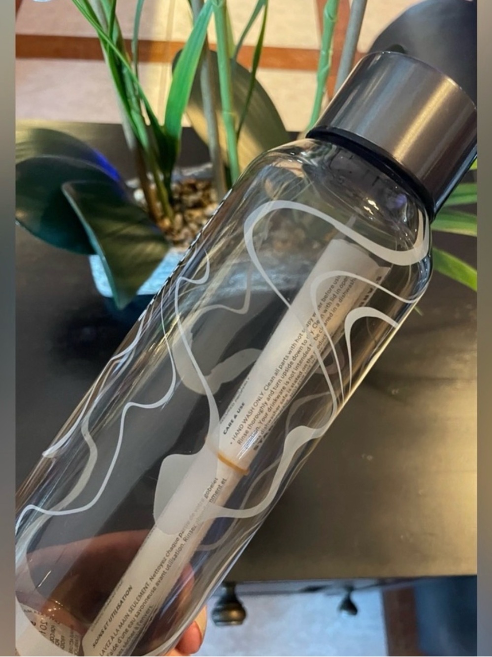 New Starbucks glass water bottle tumbler, Smokey grey marble wave 20 oz - Picture 3 of 4